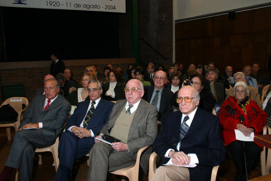 En primera fila: izq. a der. Dres. José Honorio Leborgne, Enrique Pera Erro, Juan Pedro Debat, Juan Pedro Severino.
