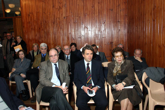 En primera fila: izq. a der. Dres. Diego Estol, Julio Vignolo (Director Nacional de Salud y Sub Director Nacional de Salud del MSP), Dra. María Rosa Remedio