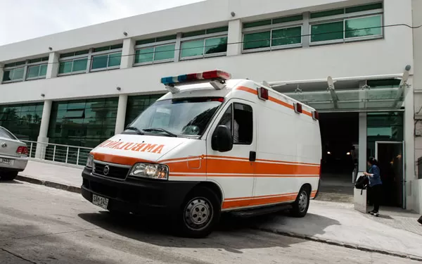 Médicos de emergencias móviles en alerta por disminución de estructuras asistenciales