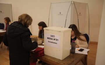 Llamado a estudiantes de medicina para realizar tareas remuneradas en las elecciones del SMU.