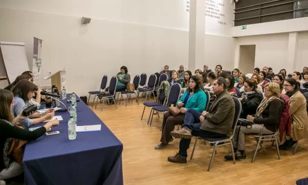 Delicada situación en Casa de Galicia: médicos se declaran en conflicto y asamblea permanente.