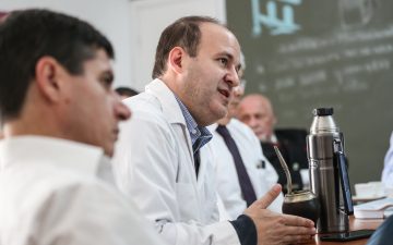 American College of Surgeons designó a ex presidente del SMU como Jefe de su Comité de Trauma para Latinoamérica.